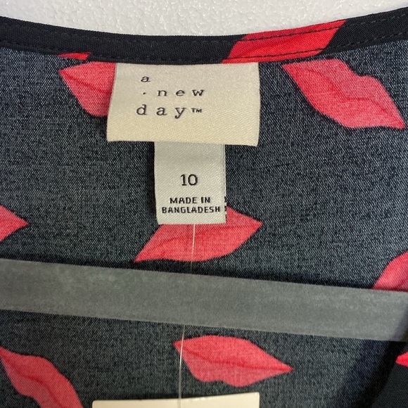 Women's Short Sleeve Maxi Sundress - A New Day Black/Red Lip Print Sz 10 - Picture 5 of 9